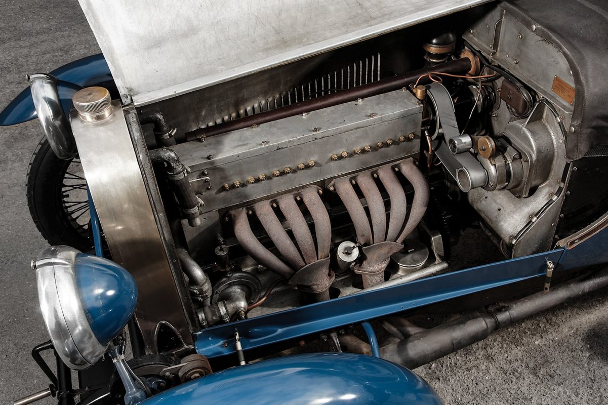 Ettore Bugatti хотел установить 3,0-литровый агрегат на свой Type 28