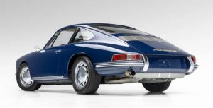 1965 Porsche 911 back